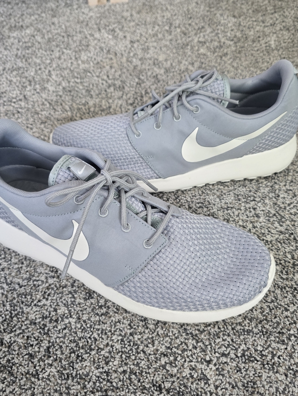 Nike Roshe One SE Light Gray Pumice Men's 9.5 Nwob